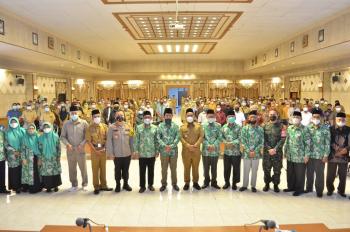 K.H Abdul Muis Selaku Pengurus FKUB Hadiri Sosialisasi Peraturan Bersama Menteri